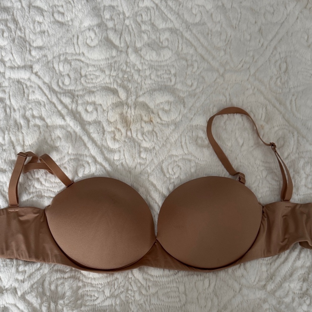 SKIMS Beige Strapless Bra